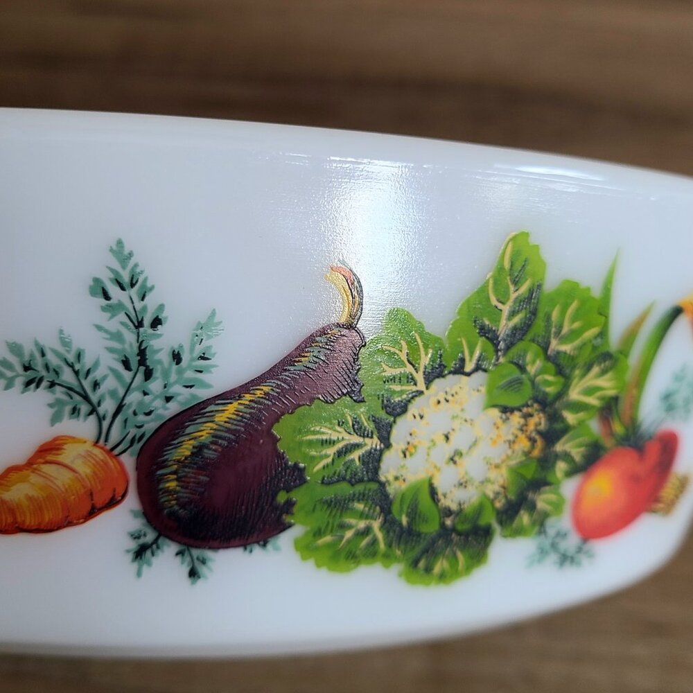 1970s vintage Pyrex England Tuscany Market Garden vegetable theme casserole dish - Picture 5 of 7
